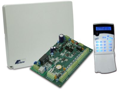CROW Runner 8 riasztórendszer magyar nyelvű LCD kezelővel, tápegységgel, dobozzal