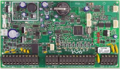 Paradox Digiplex EVO192HD - 192 zónás riasztó központ panel, Paradox IP kamerát is kezel